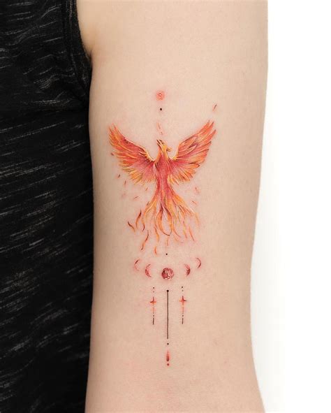 ave fenix resurgiendo de las cenizas tatuaje|29 tatuajes del Ave Fénix con significado para mujeres y hombres